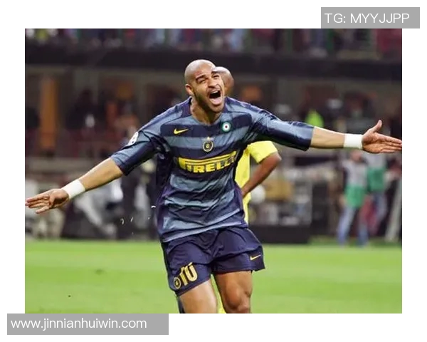 阿德里亚诺在派对上豪饮33瓶啤酒竟然毫发无损的惊人经历