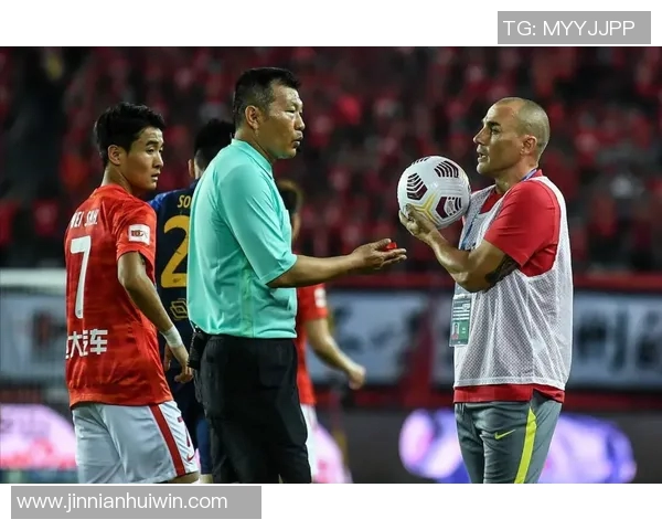 阿莱格里直言裁判执法引发混乱局面引发争议